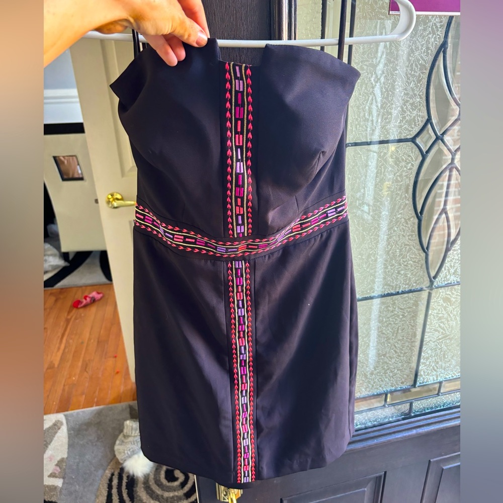 Never worn strapless Bebe size S dress